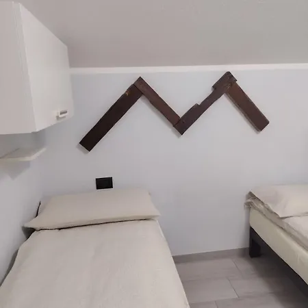 Lika Apartment